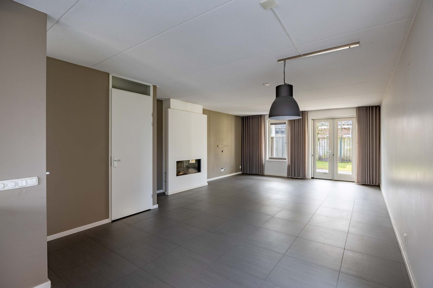 Photo 10 of Adelaar 35