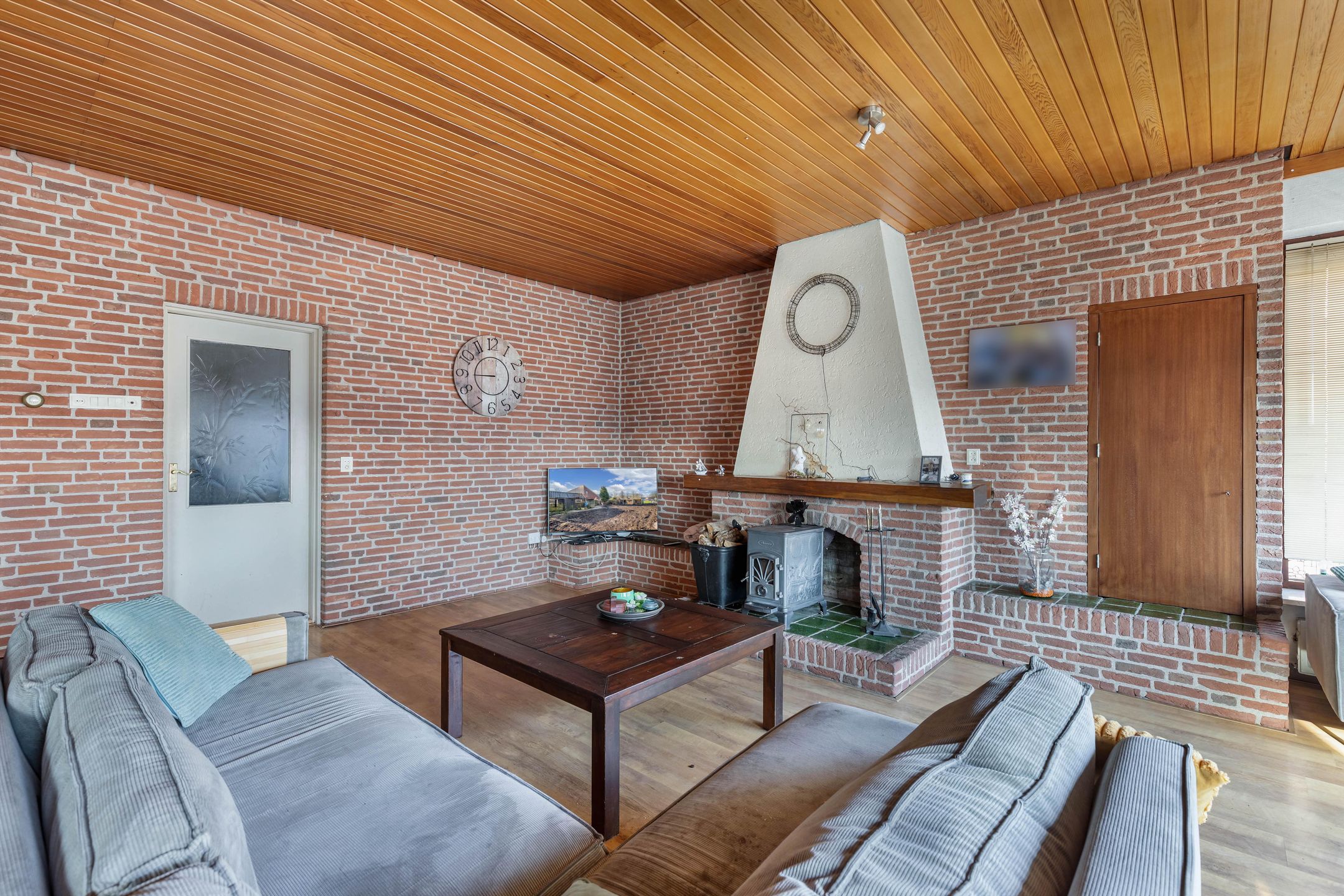 Foto 12 van Hellingstraat 17