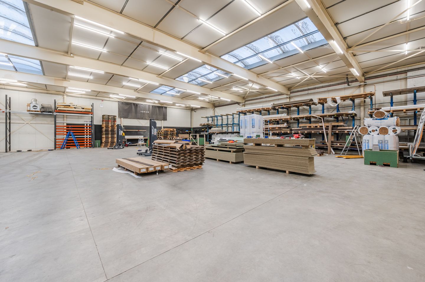 Bekijk foto 5 van Rootven 24