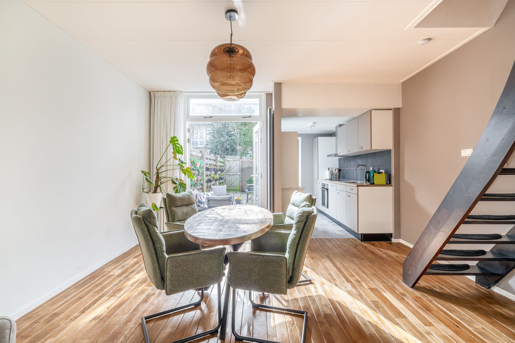 Foto 9 van Van Leeuwenhoekstraat 40