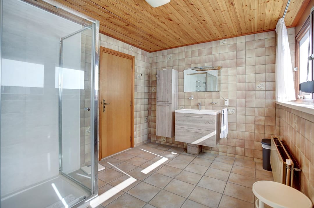 Photo 13 of Rugstraat 43