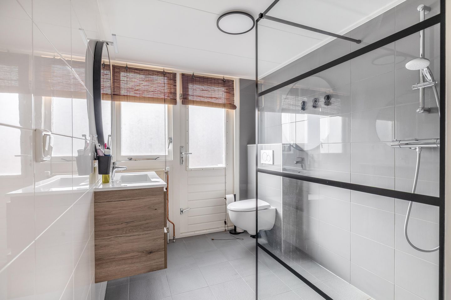 Foto 20 van Van Leeuwenhoekstraat 40