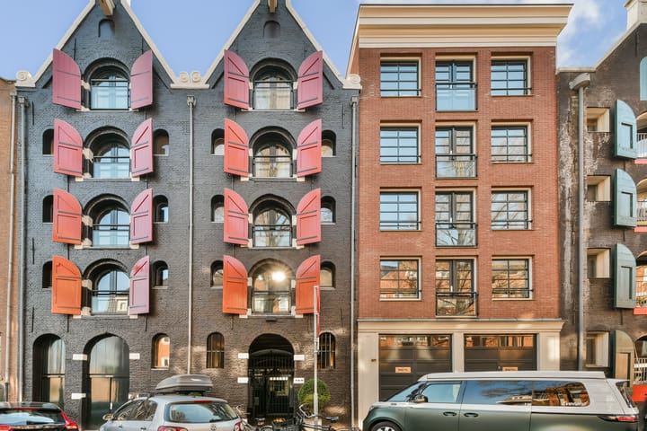 Photo 2 of Nieuwe Uilenburgerstraat 9-F