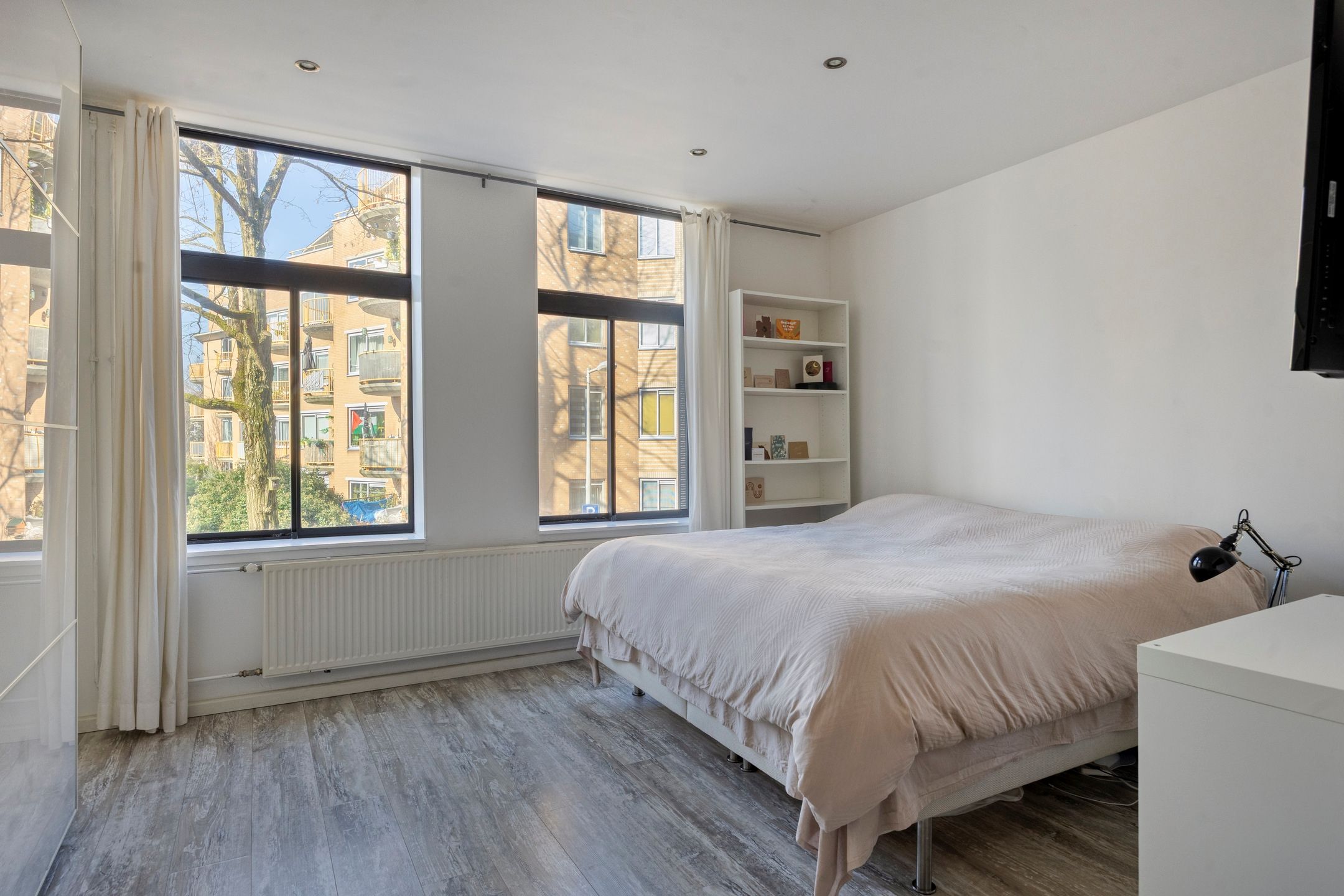 Atmospheric and Bright Apartment in Popular Frederik Hendrikbuurt — 12