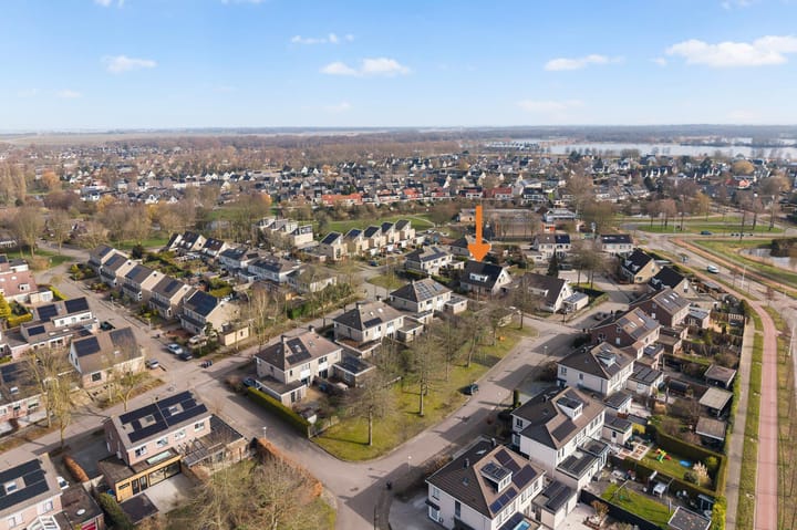 Foto 3 van Haersmastins 44