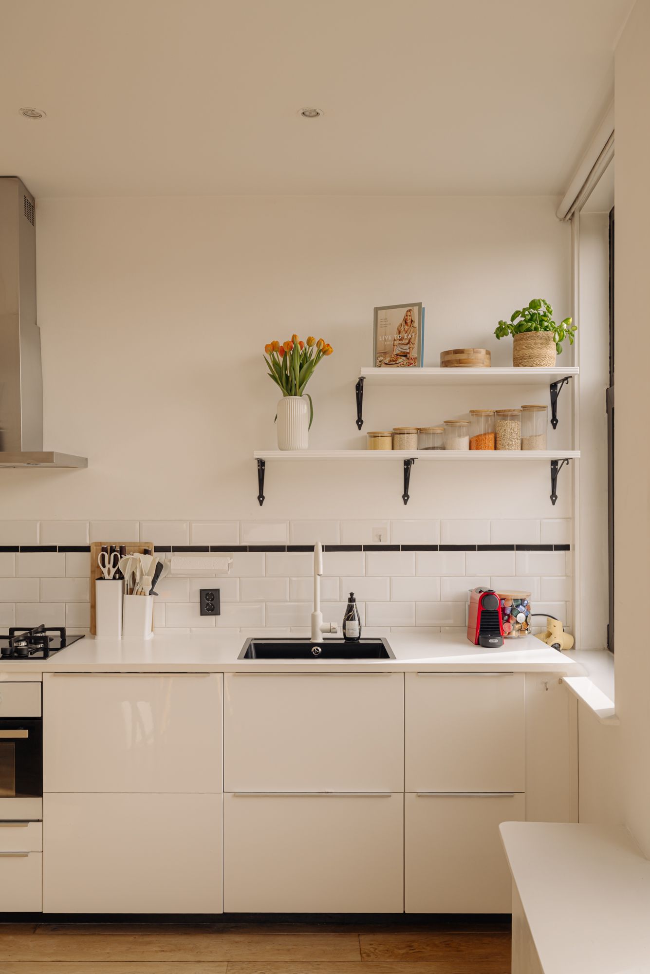 Foto 4 van Van Ostadestraat 350-2