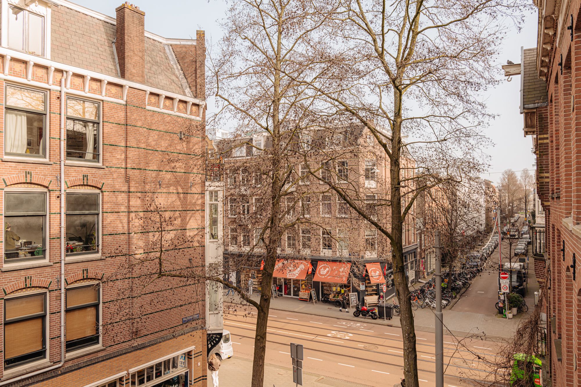 Foto 15 van Van Ostadestraat 350-2