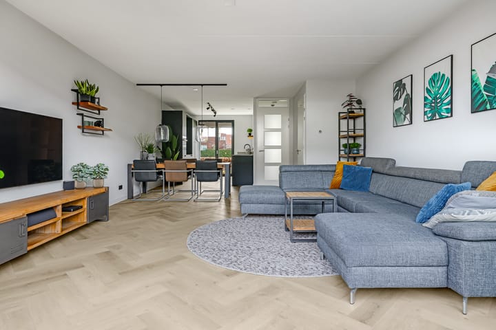 Foto 2 van Gilbert Bécaudstraat 37