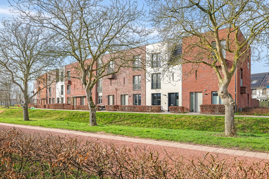 Photo 68 of Gilbert Bécaudstraat 37