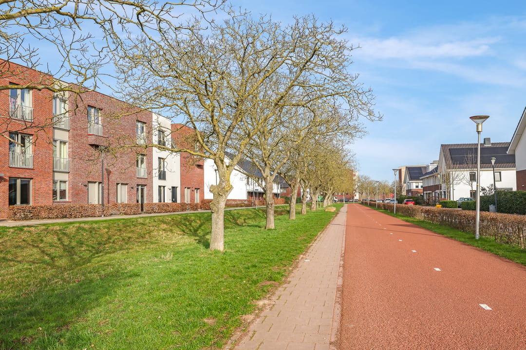 Photo 73 of Gilbert Bécaudstraat 37