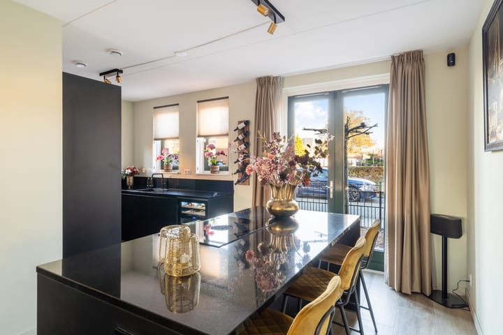 Photo 2 of Vermaetweg 81