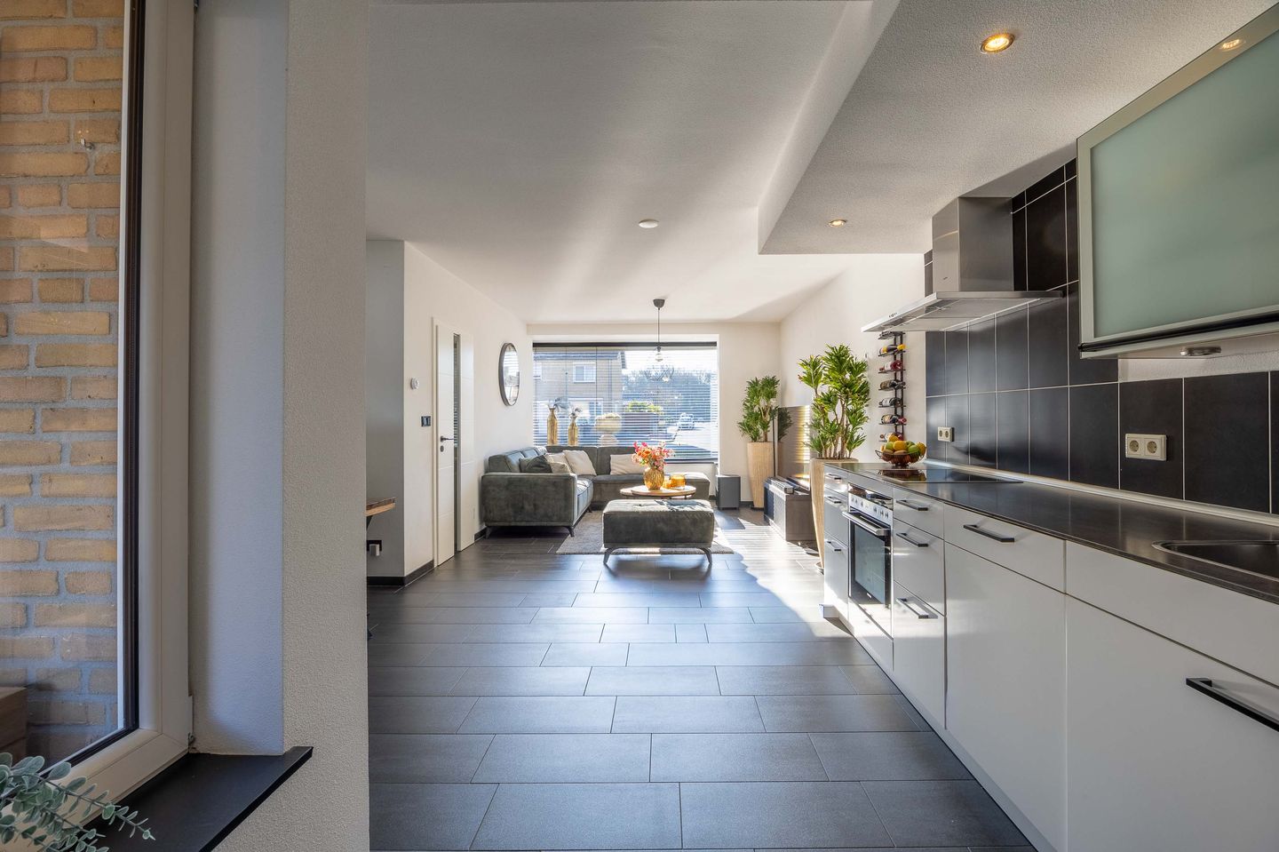 Move-in ready semi-detached home with jacuzzi and solar panels in Bergen (L) — 19