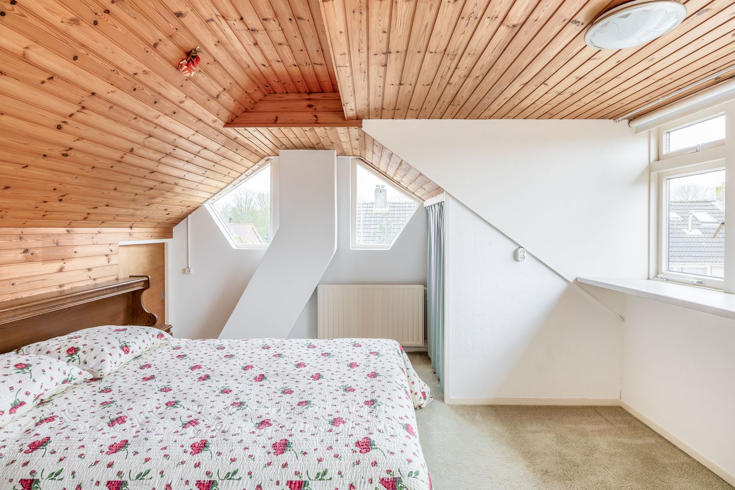 Foto 29 van Julianalaan 28