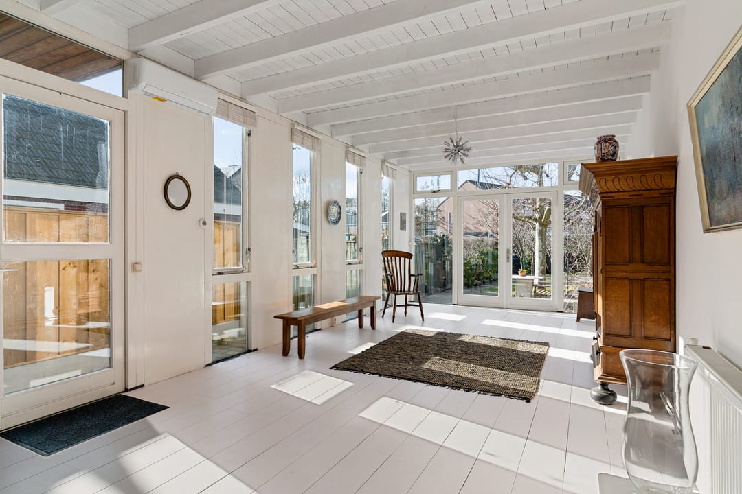 Photo 2 of Ouverturestraat 40