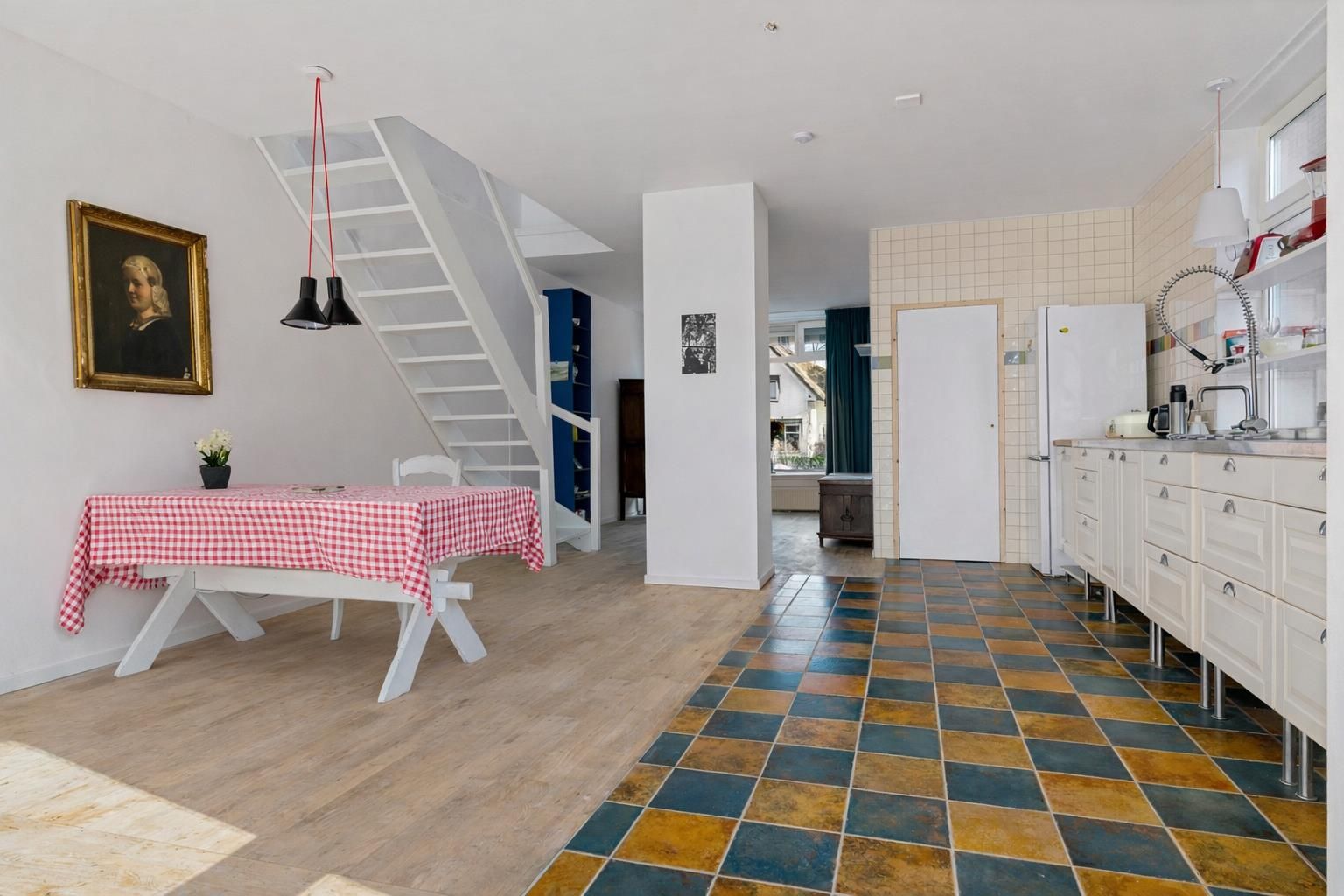 Photo 9 of Ouverturestraat 40