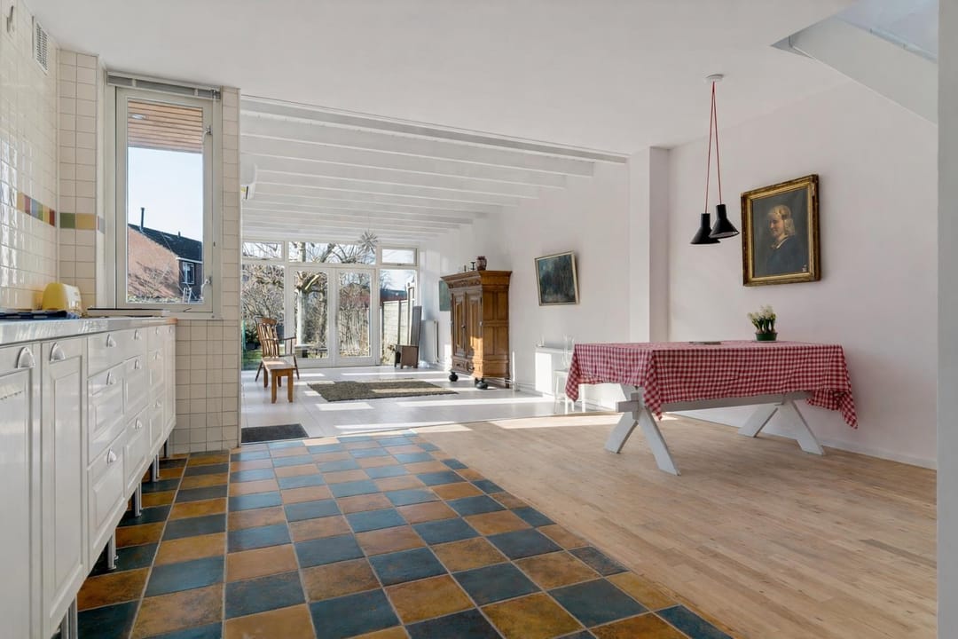 Photo 13 of Ouverturestraat 40