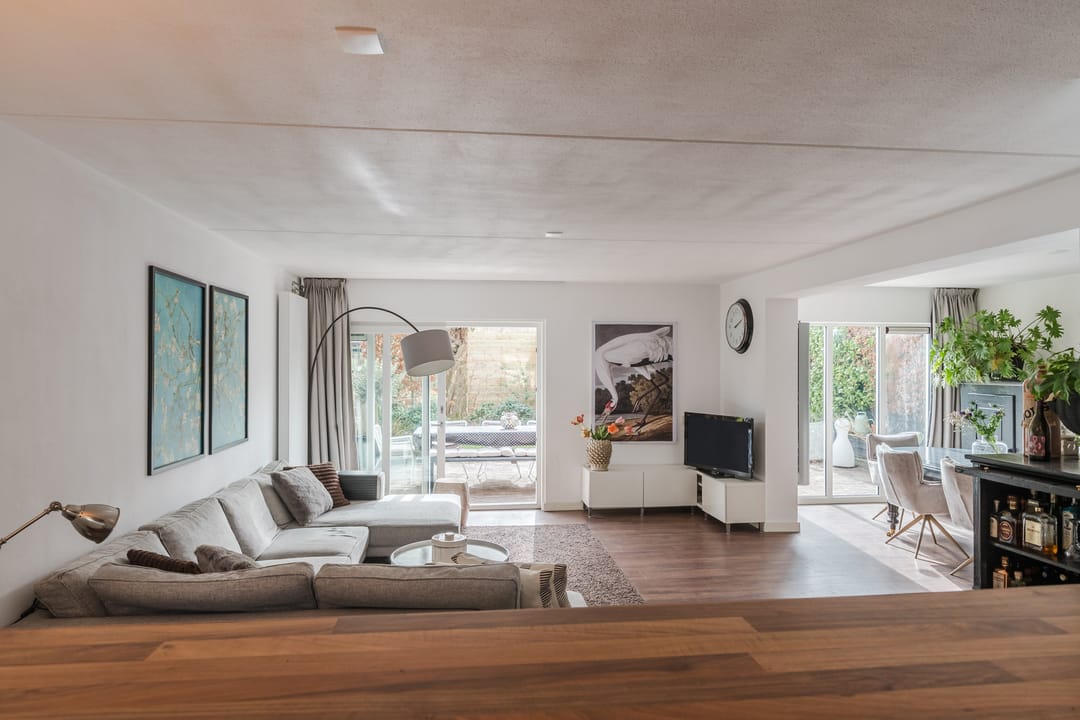 Photo 11 of Isenburgstraat 43