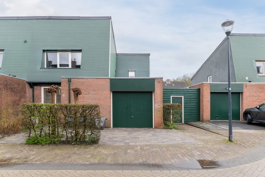 Photo 37 of Isenburgstraat 43