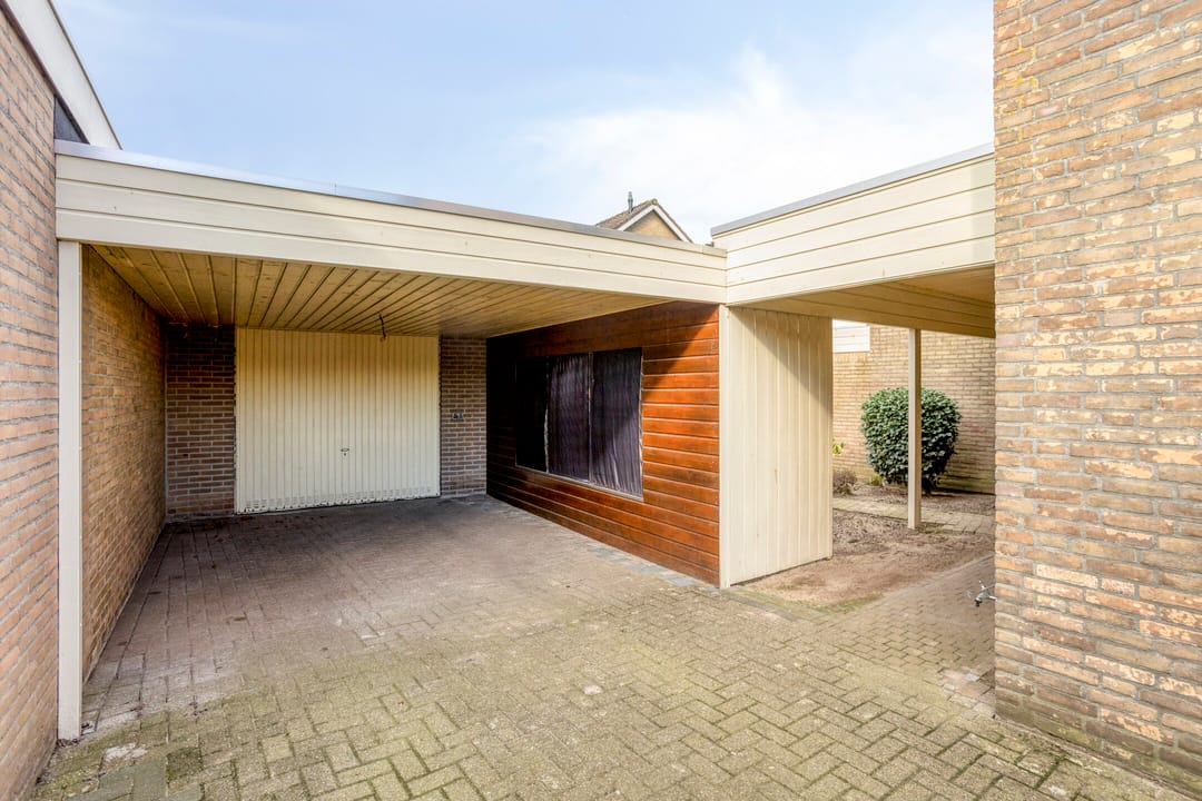 Foto 41 van Jan van Amstelstraat 92