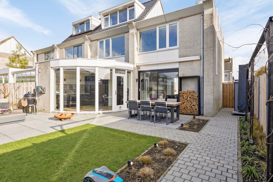 Photo 38 of Hoogaars 10