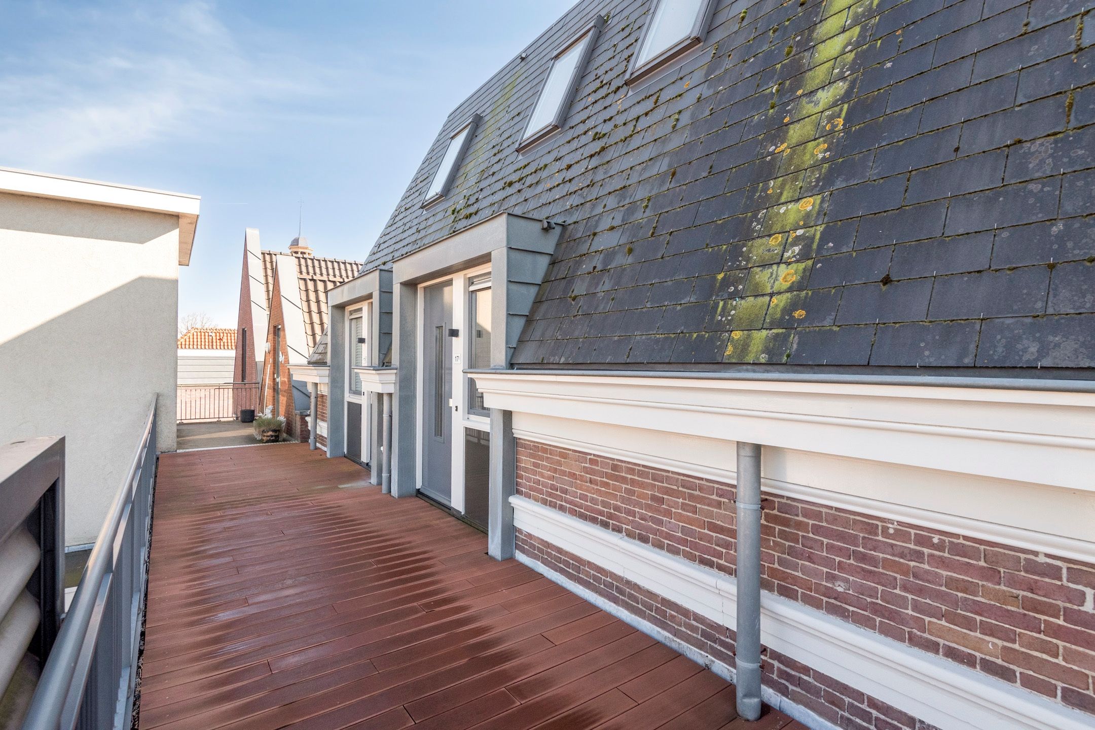 Stylish Maisonette in Heart of Steenbergen Center — 34
