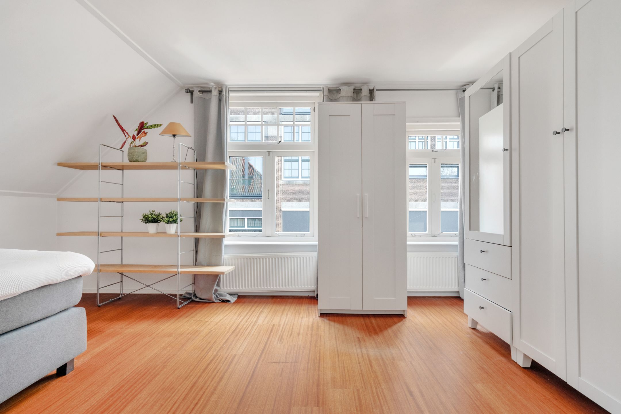 Photo 27 of Van der Capellenstraat 27