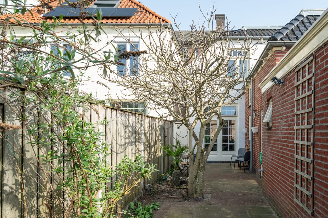 Photo 38 of Van der Capellenstraat 27