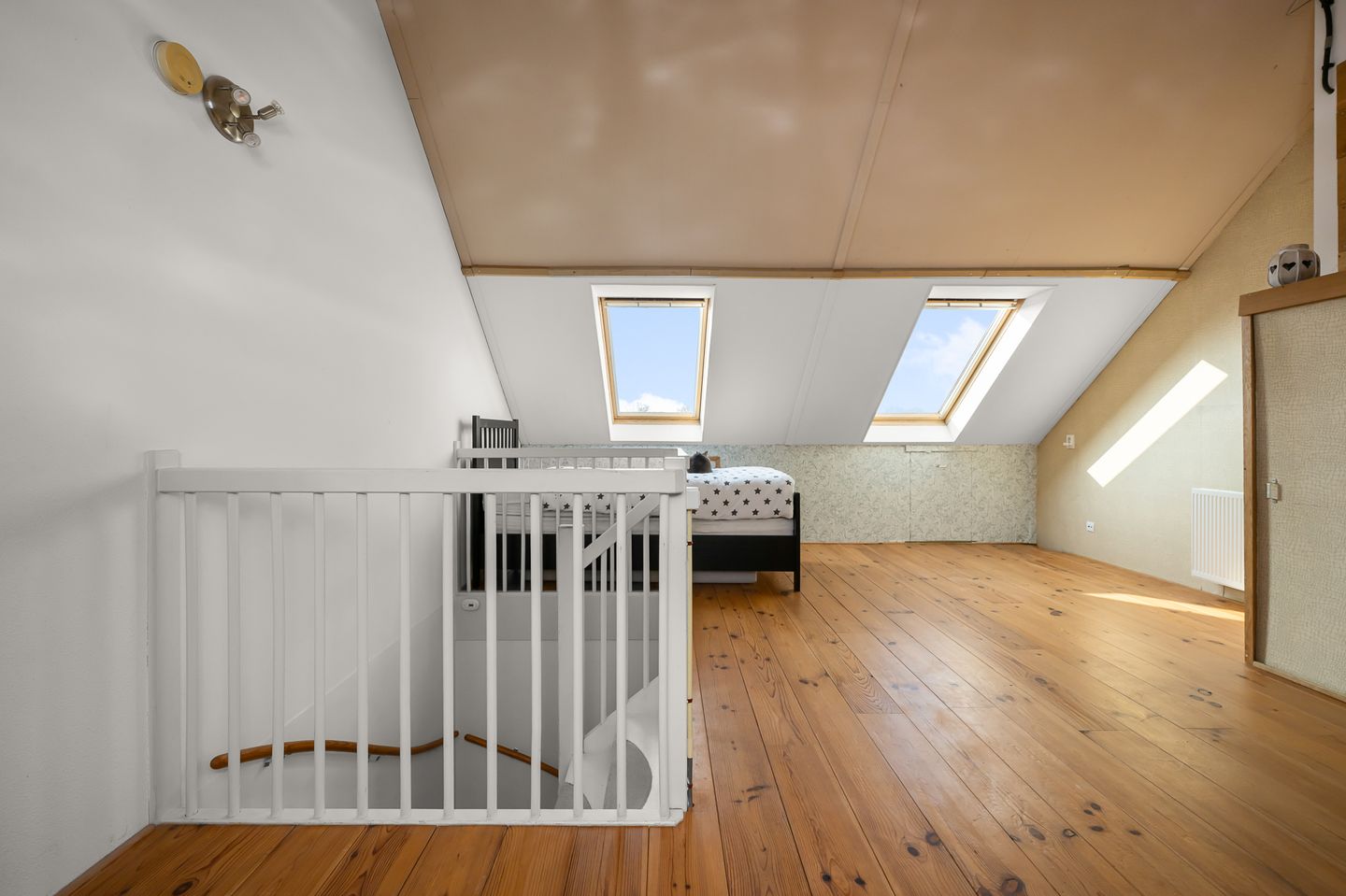 Foto 29 van Admiraal de Ruyterlaan 12-C