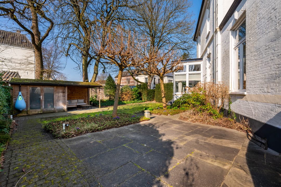 Photo 37 of Emmalaan 18