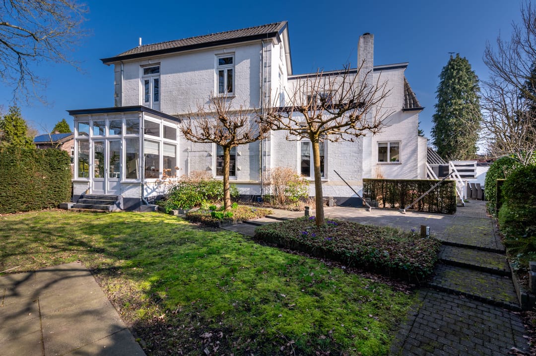 Photo 38 of Emmalaan 18