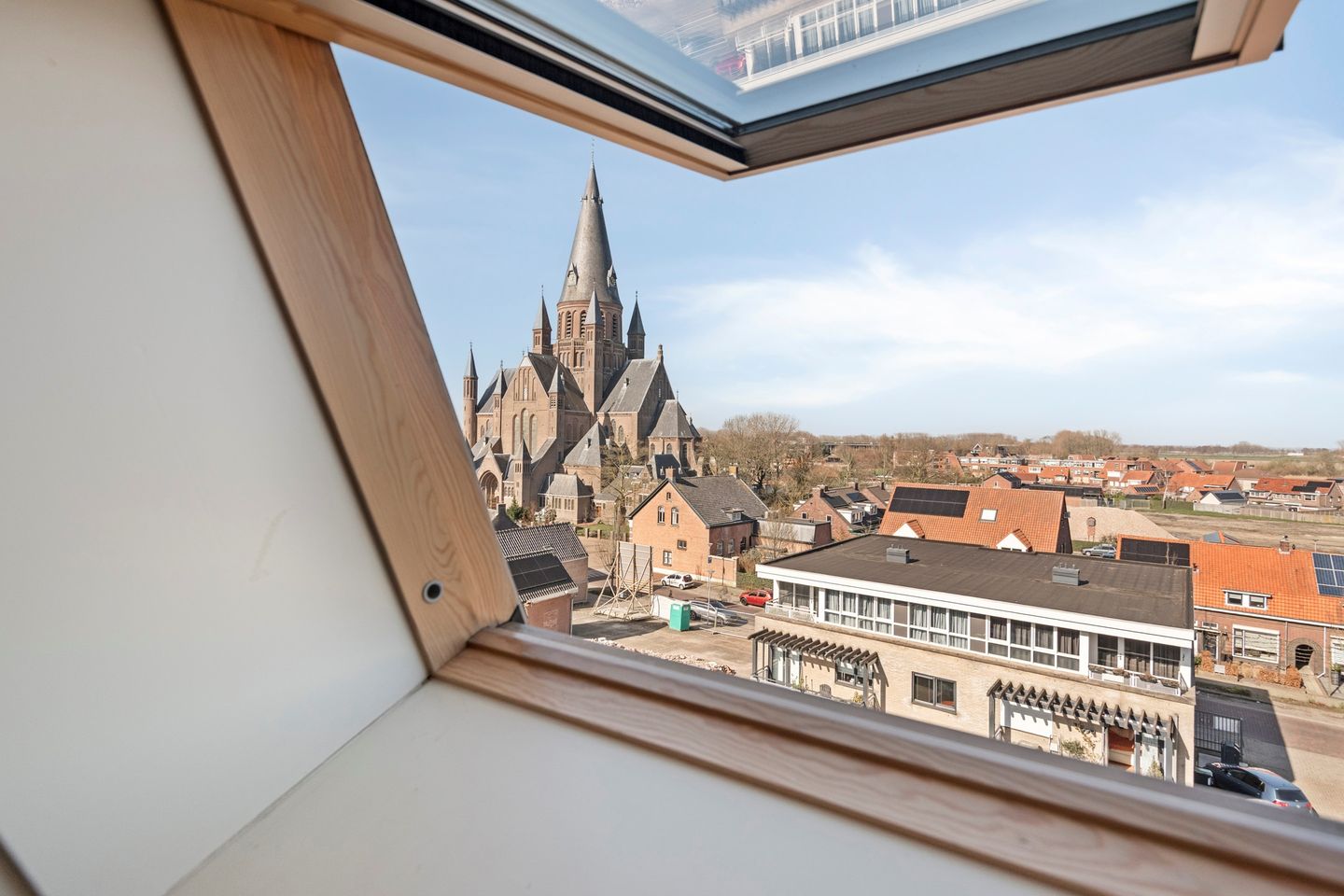Stylish Maisonette in Heart of Steenbergen Center — 25