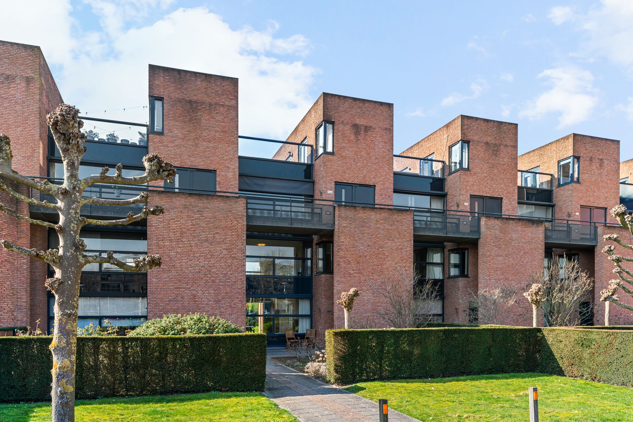 Foto 30 van Houtrakgracht 520