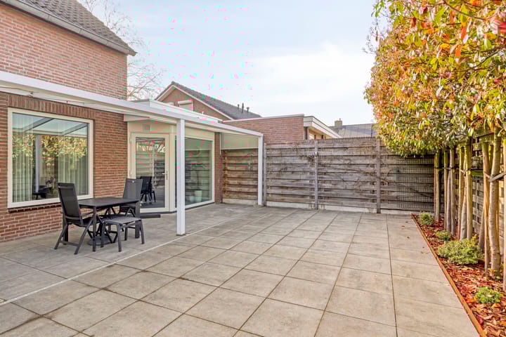 Photo 4 of Schout van der Voortstraat 4