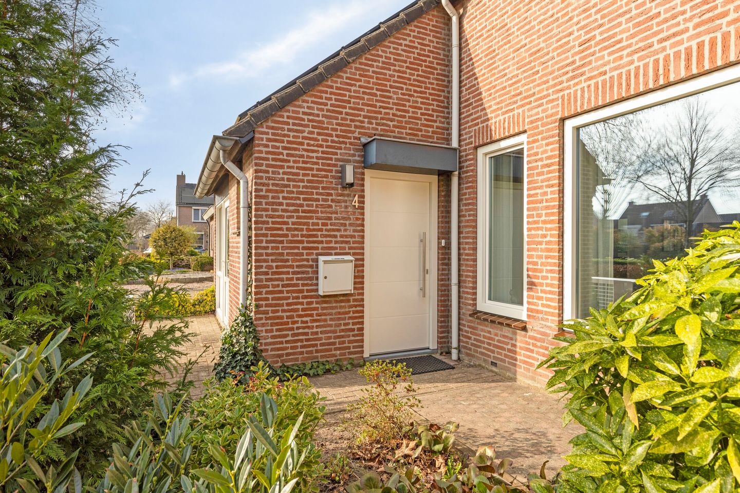 Foto 5 van Schout van der Voortstraat 4