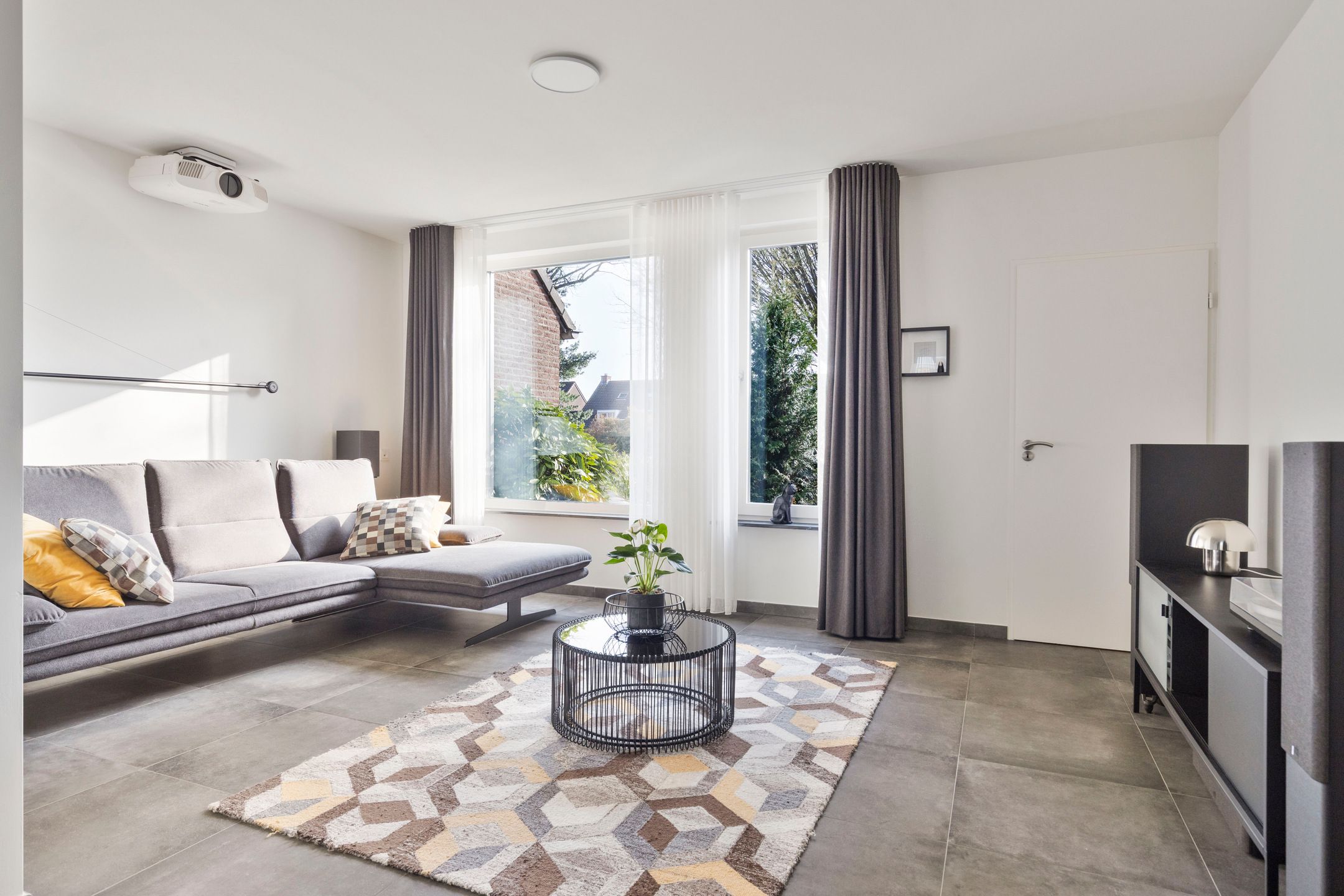 Foto 3 van Schout van der Voortstraat 4