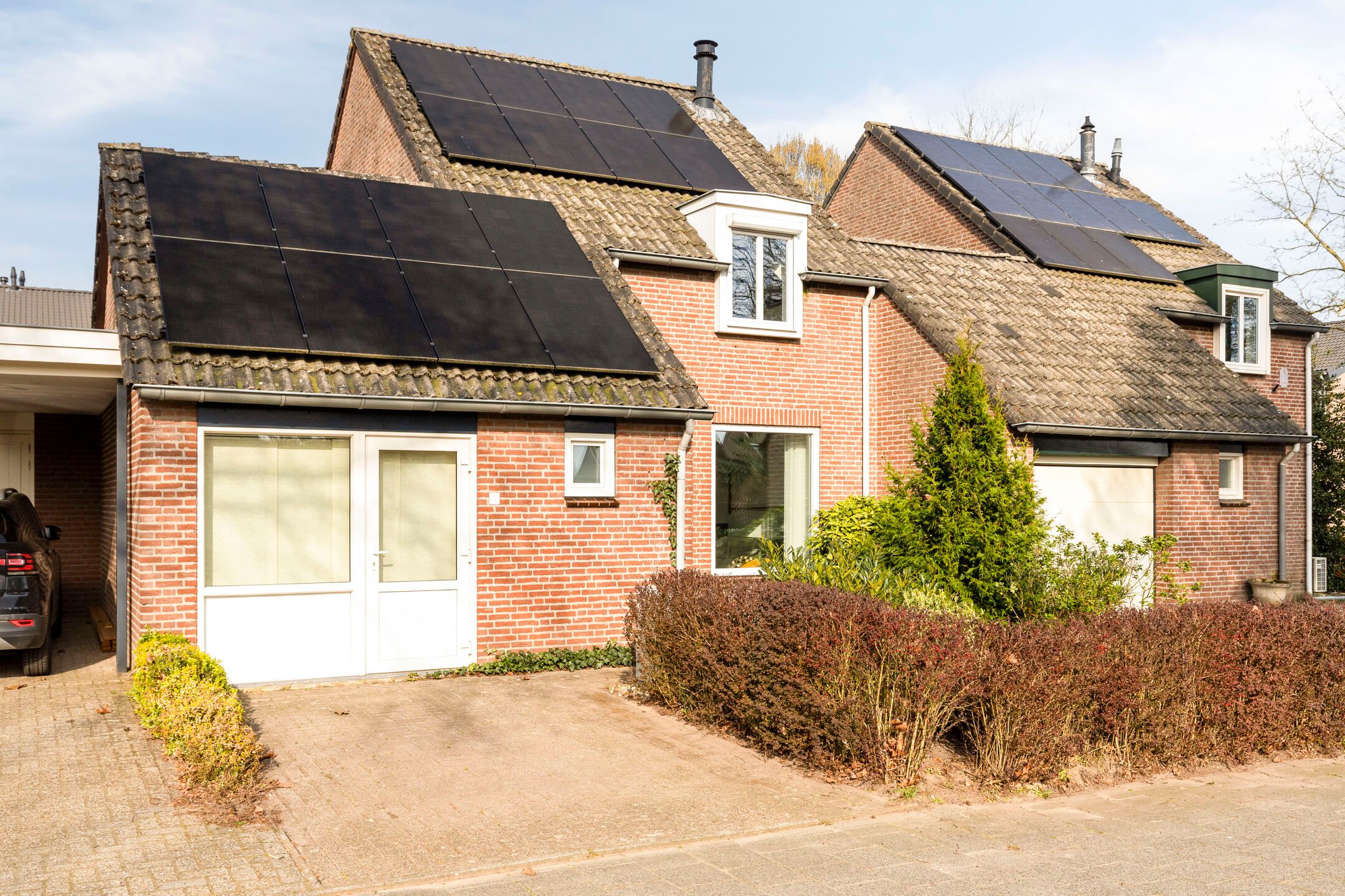 Foto 39 van Schout van der Voortstraat 4