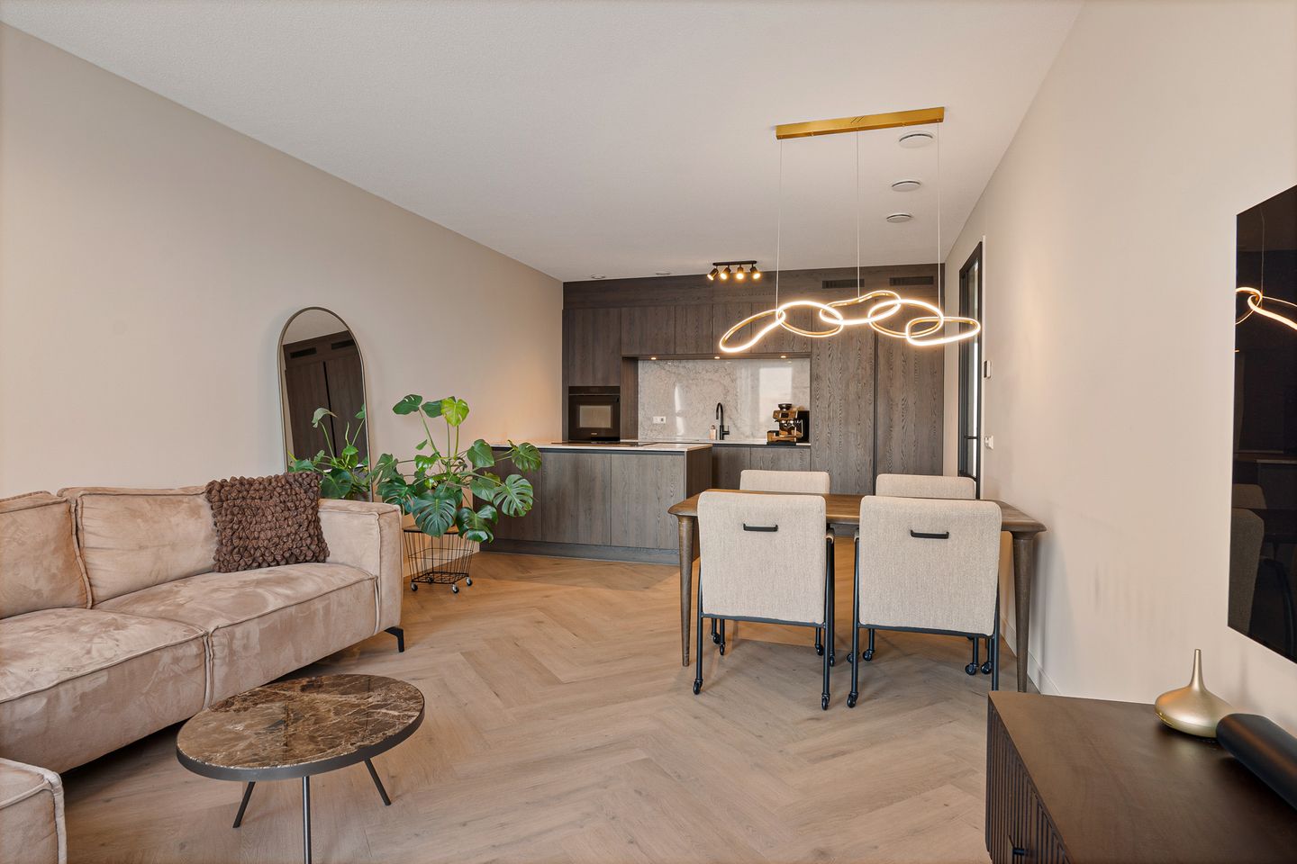 Photo 19 of Burgemeester Augustijnstraat 151