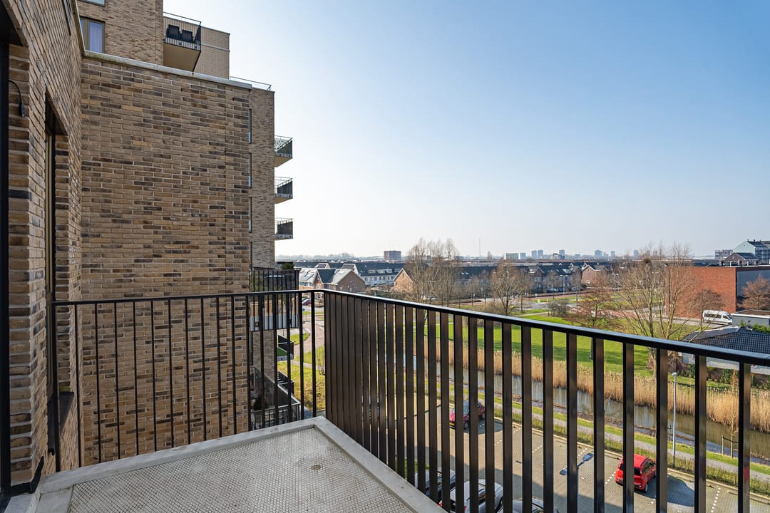 Photo 31 of Burgemeester Augustijnstraat 151