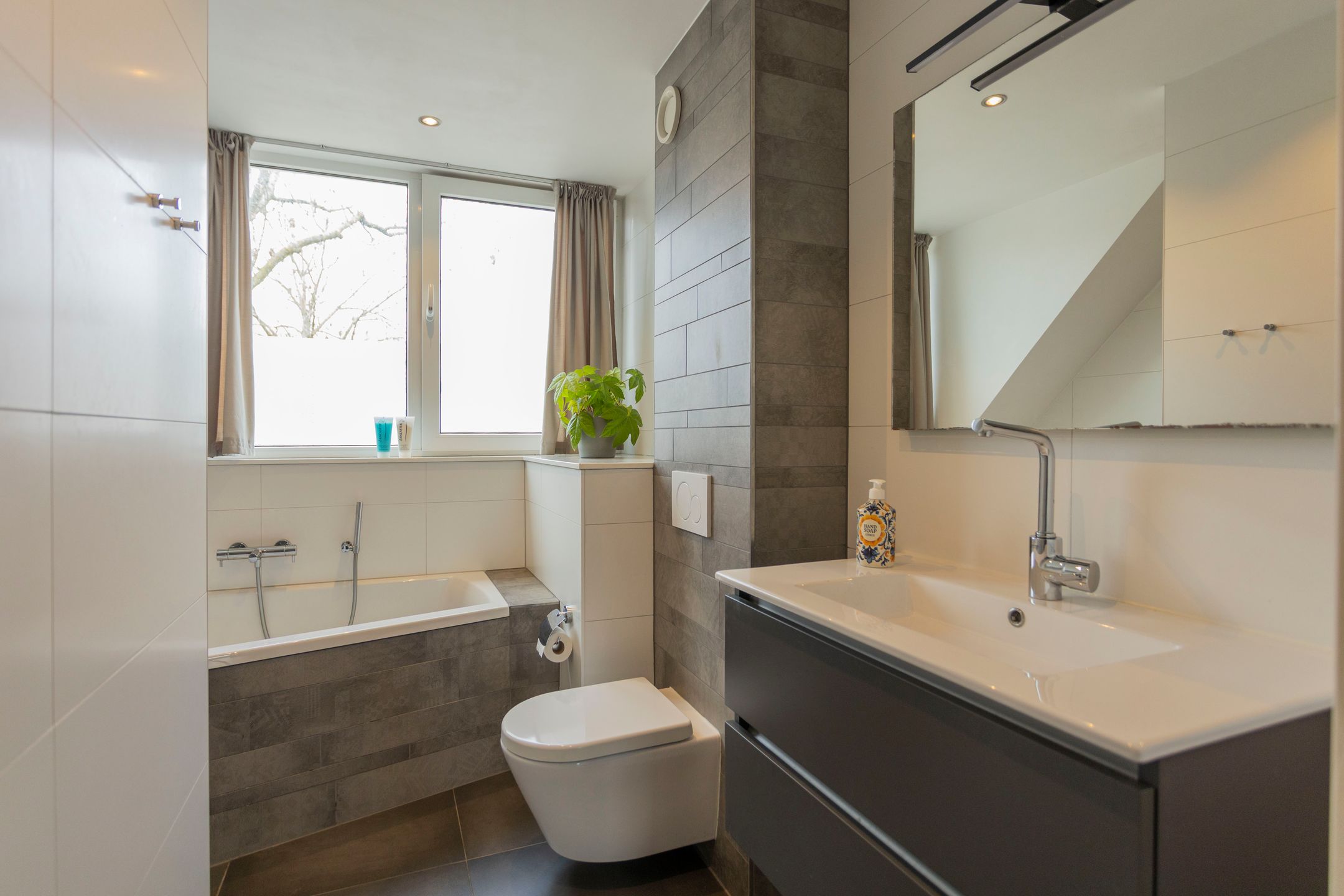 Foto 21 van Roekenbos 93