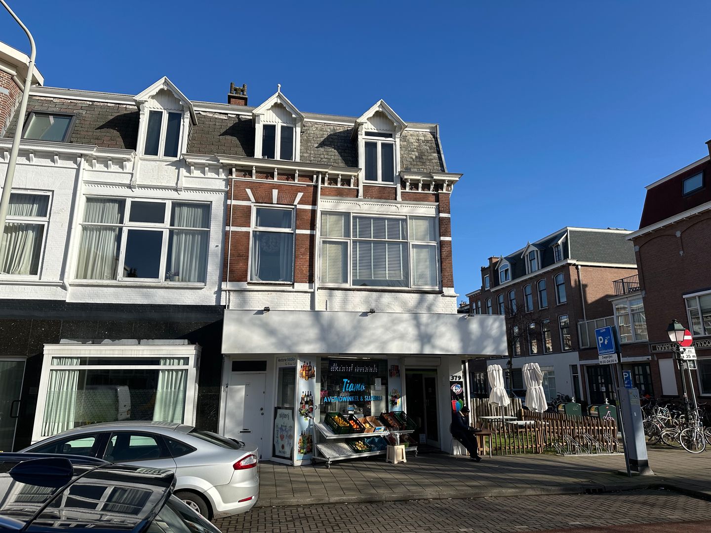 Bekijk foto 1 van Beeklaan 379