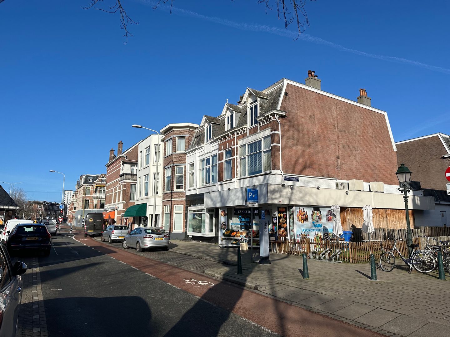 Bekijk foto 3 van Beeklaan 379