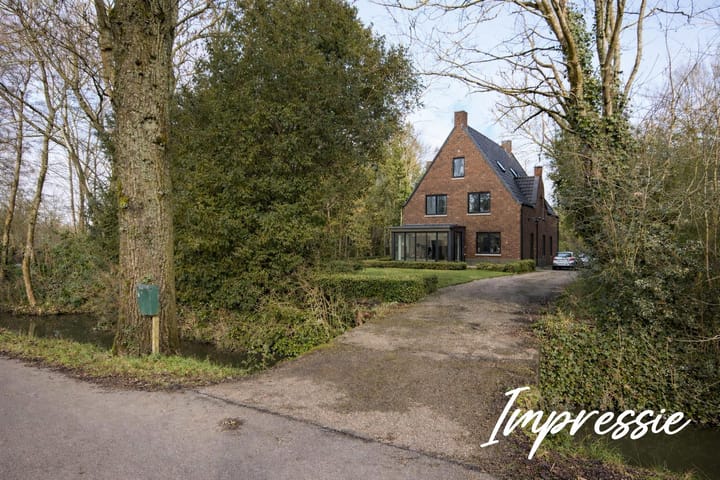 Photo 2 of Zuiderpad 5