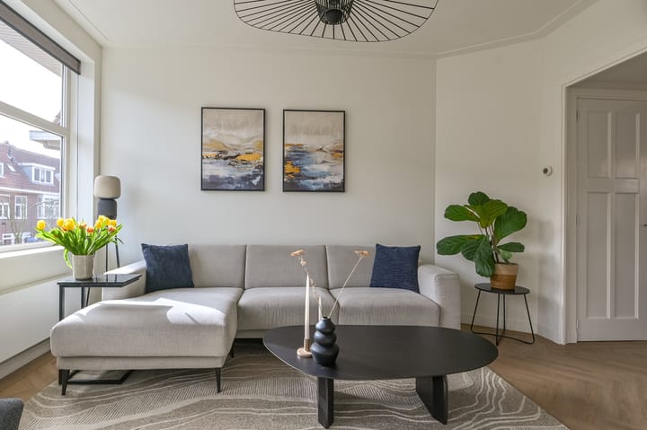 Photo 3 of Van Zeggelenstraat 67