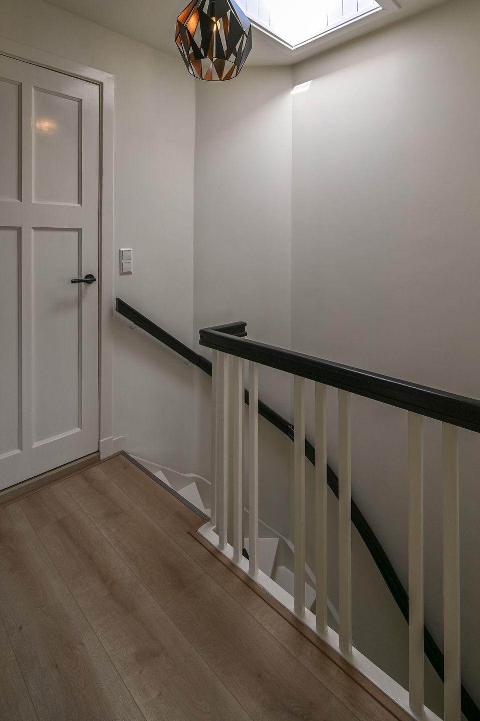 Photo 27 of Van Zeggelenstraat 67