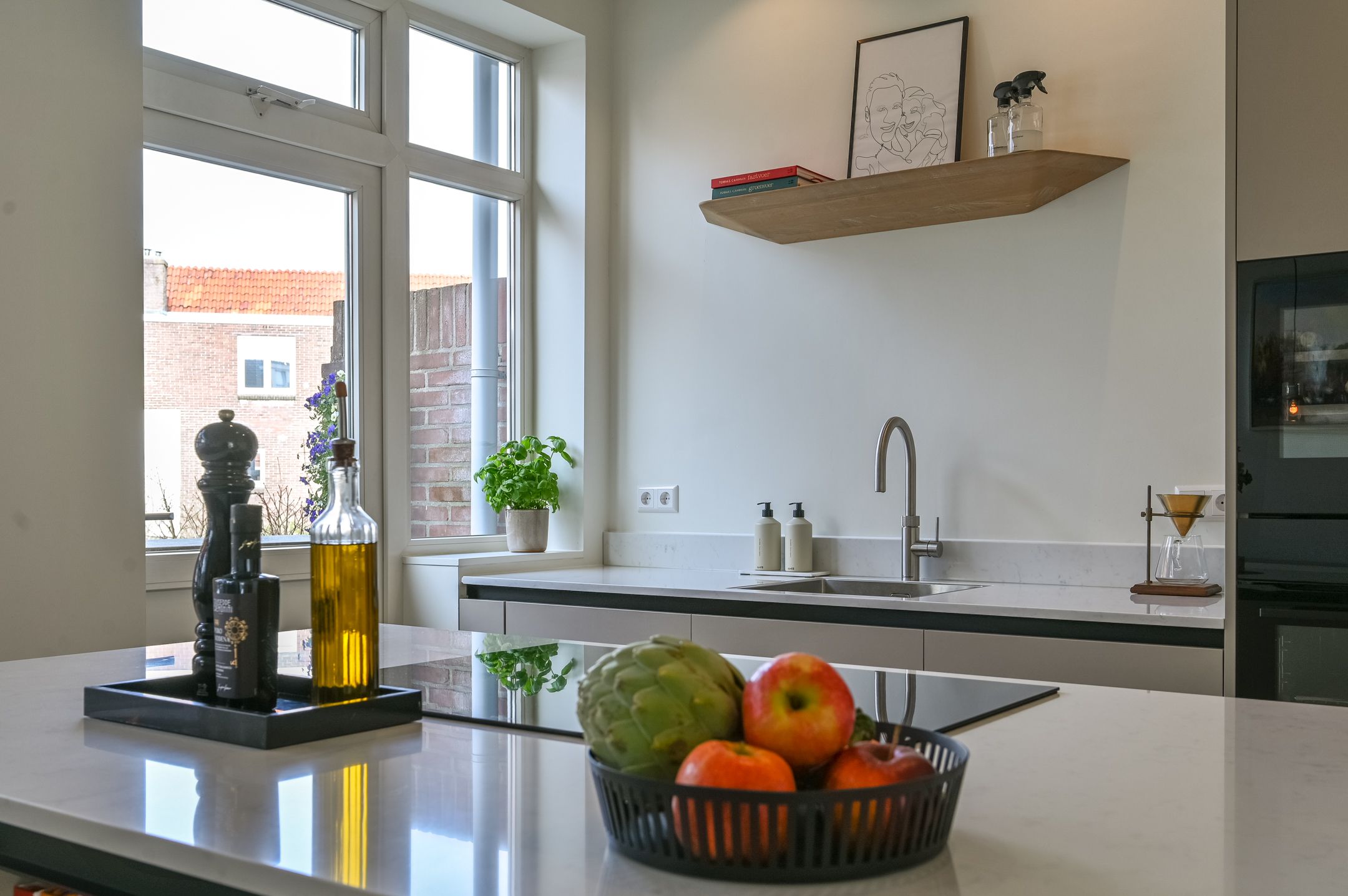 Photo 15 of Van Zeggelenstraat 67