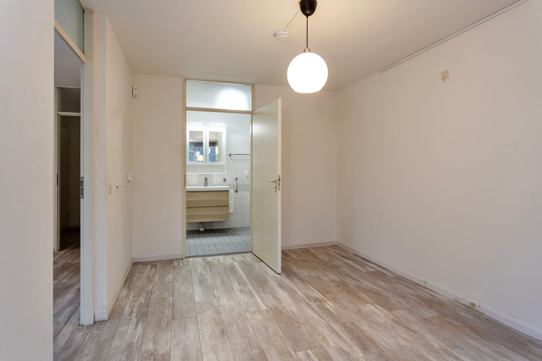 Foto 11 van Albert Plesmanring 47