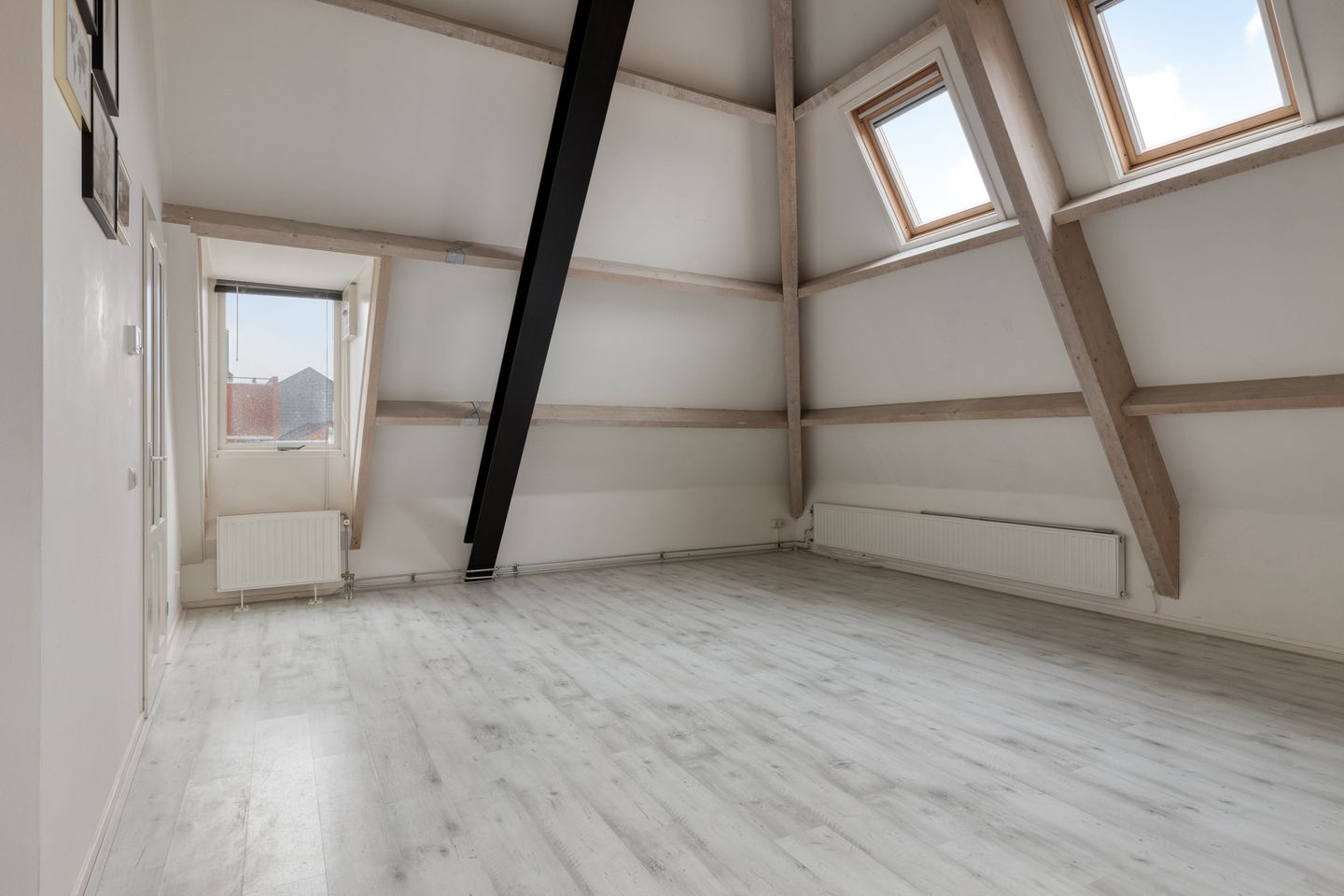 Unique Top Floor Apartment with Characteristic Beams in Goes Center — 22