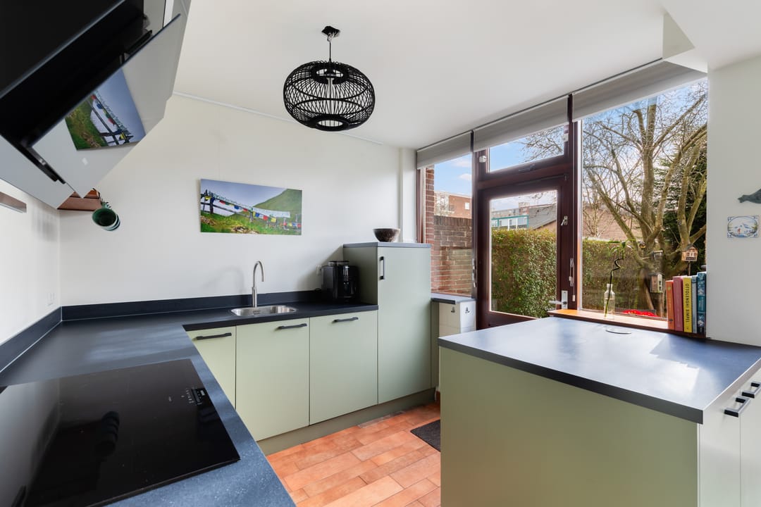 Foto 23 van De Genestetstraat 16