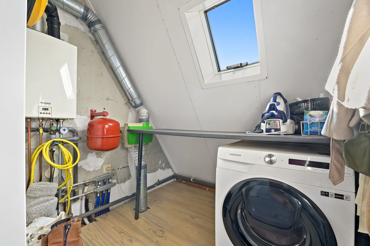 Foto 44 van Houten Baak 13