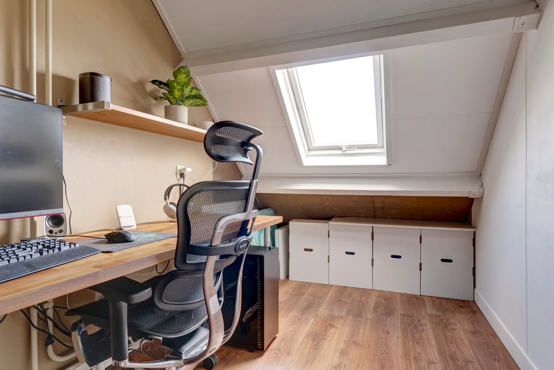 Spacious terraced house with 4 bedrooms near the center of Westervoort — 17